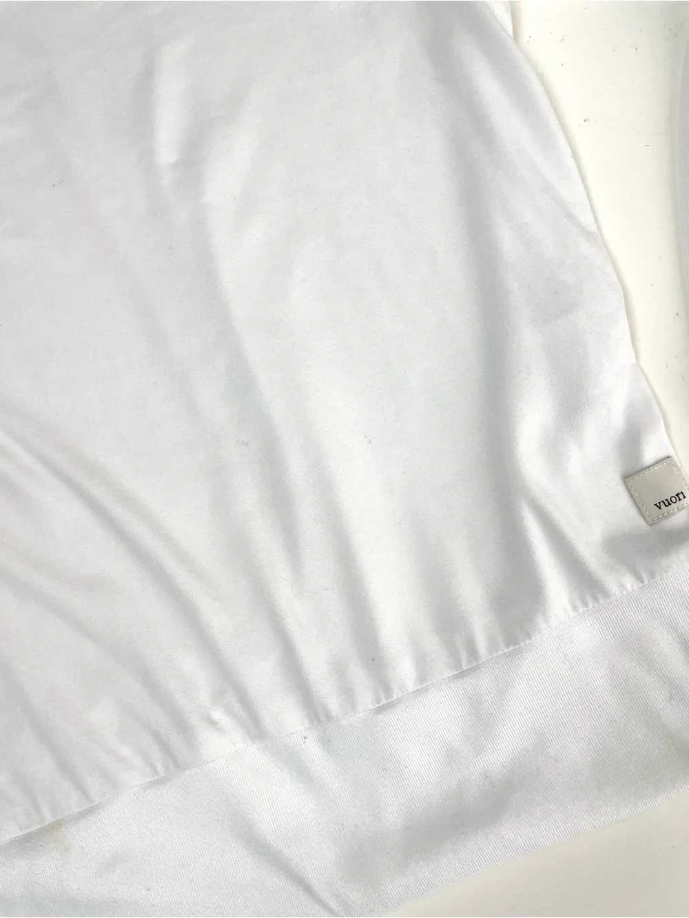 Vuori Daydream Performance Crew Long Sleeve Top White Medium